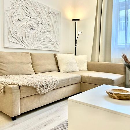 James Bond Apartment Top Location Air Conditioned Bratislava Exterior photo