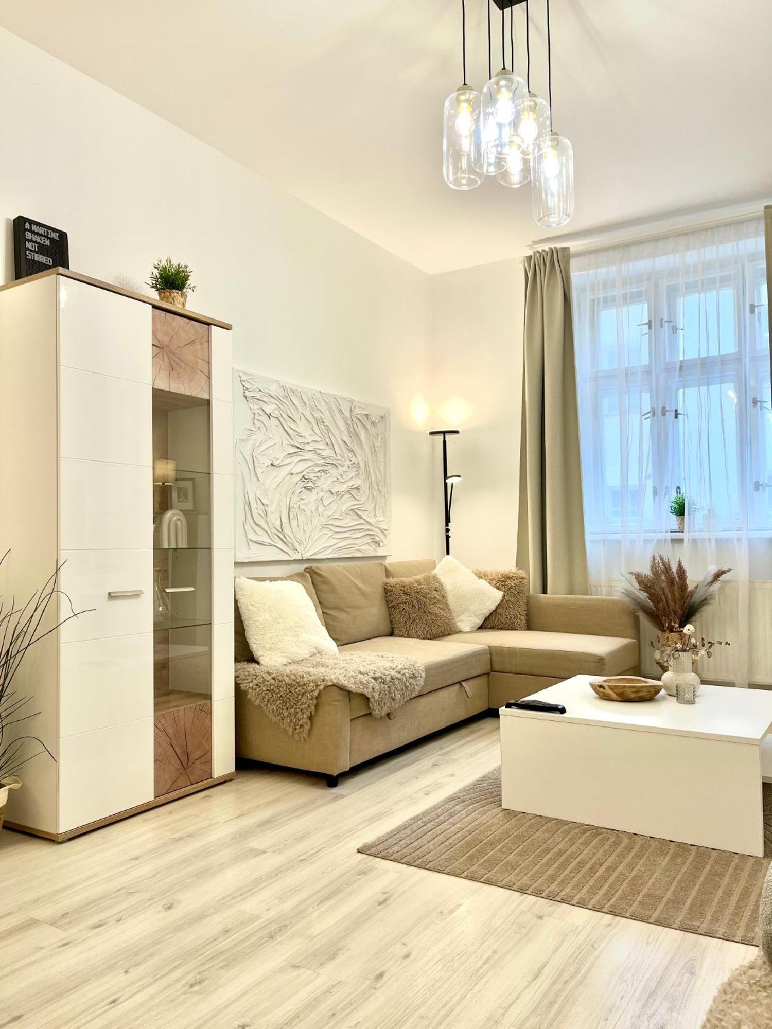 James Bond Apartment Top Location Air Conditioned Bratislava Exterior photo